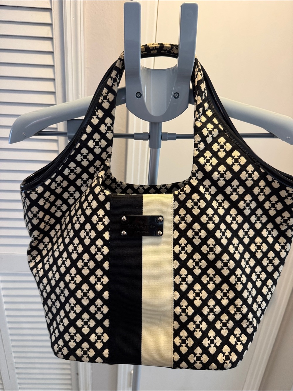 kate spade Black and Cream Geometric Canvas Hobo Tote and wallet with dust bag.